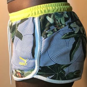PUMA SHORTS!